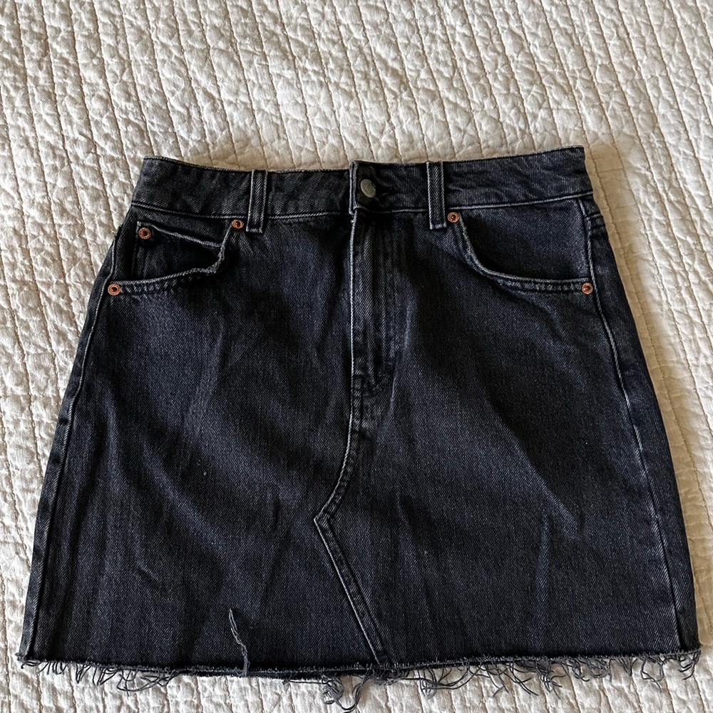 Topsho Black Denim Skirt Sz M 6